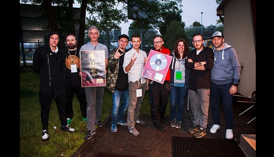 Złoto i Platyna dla LAO CHE!