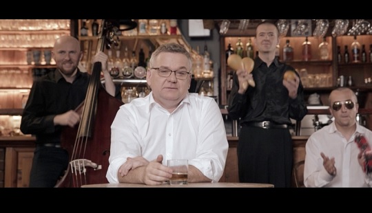 Artur Andrus „Orzeł może” - premiera klipu!